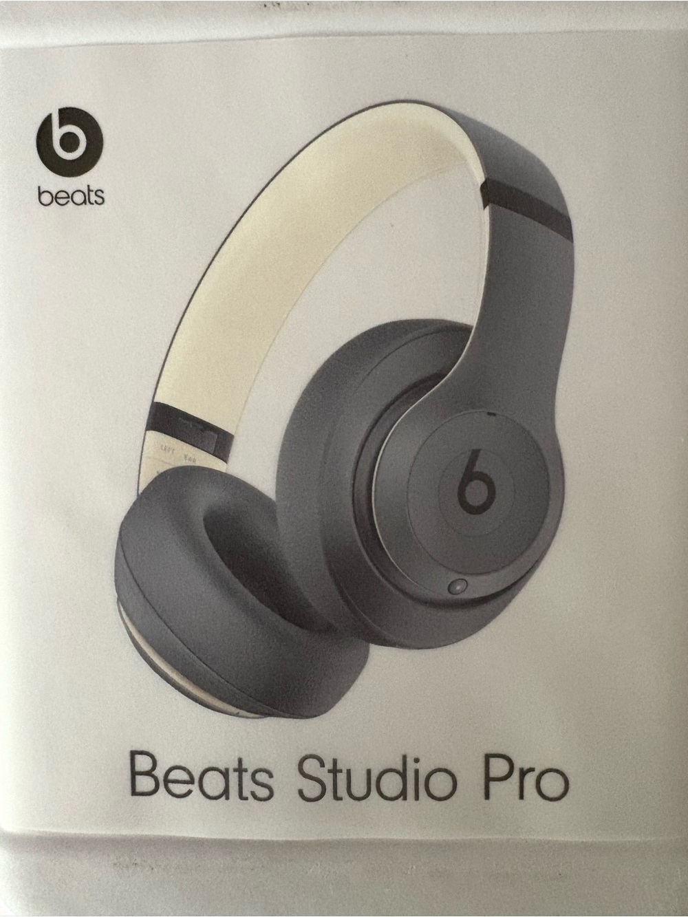 NWT beats headphone